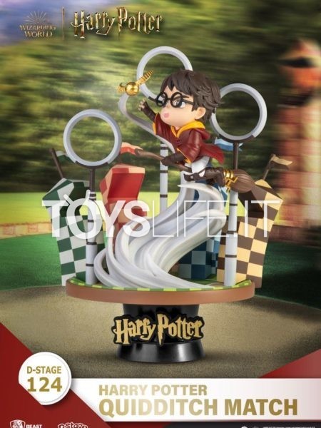 Beast Kingdom Toys Harry Potter Harry Quidditch Match Pvc Diorama