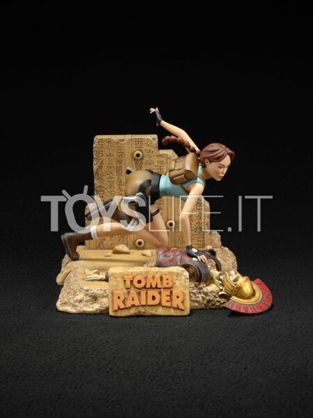 Dark Horse Tomb Raider Lara Croft Classic Era Pvc Statue