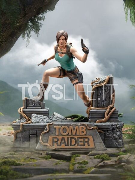 Dark Horse Tomb Raider Lara Croft Pvc Statue