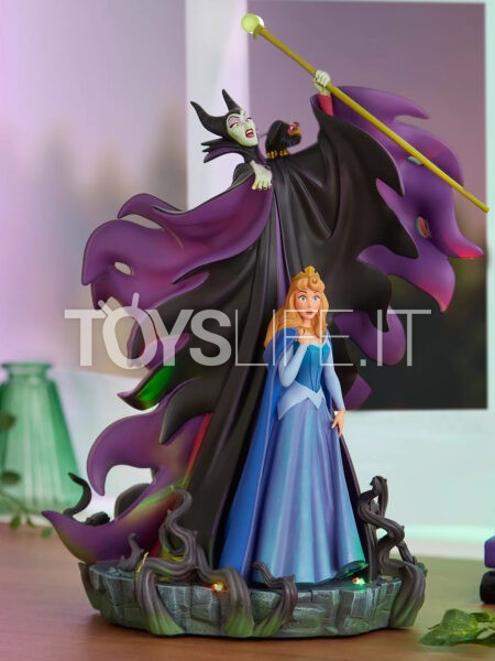 Disneyparks Authentic The Sleeping Beauty Aurora and Maleficent D23 Statue