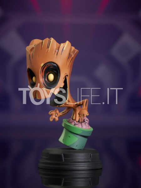 Gentle Giant Marvel Comics Groot in Pot Animated Statue By Skottie Young