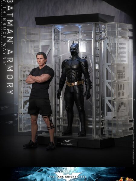 Hot Toys DC Batman Armory with Bruce Wayne 1:6 Figure Set