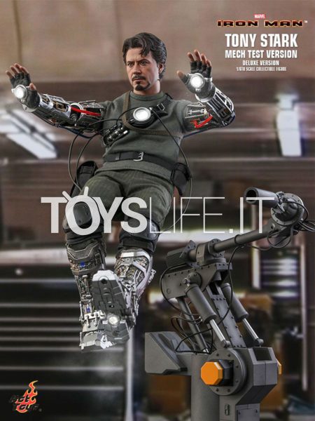 Hot Toys Marvel Iron Man Tony Stark Mech Test Version 1:6 Deluxe Figure