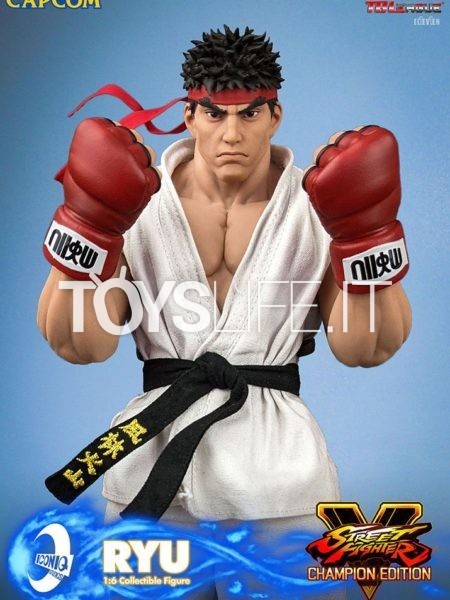 Iconiq Studios Street Fighter V Champion Edition Ryu 1:6 Figure