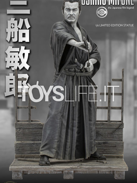Infinite Statue Old&Rare Toshiro Mifune 1:6 Statue