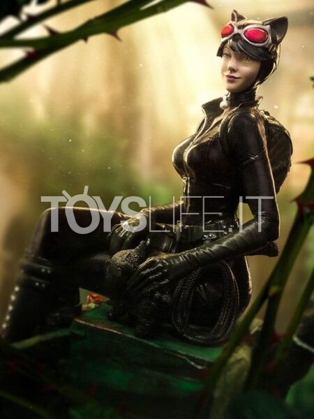 Iron Studios DC Comics Gotham City Sirens Catwoman 1:10 Statue Deluxe Version