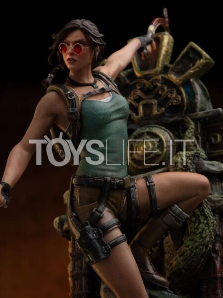 Iron Studios Tomb Raider Lara Croft 1:10 Deluxe Statue