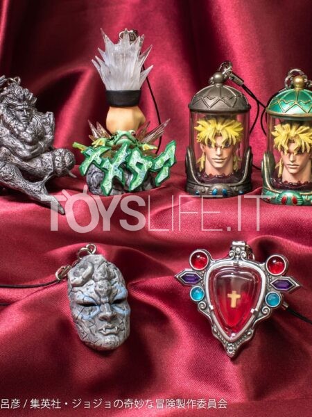 Medicos Entertainment JoJo's Bizarre Adventure Mini figures Set Super Strap Collection Blind Box