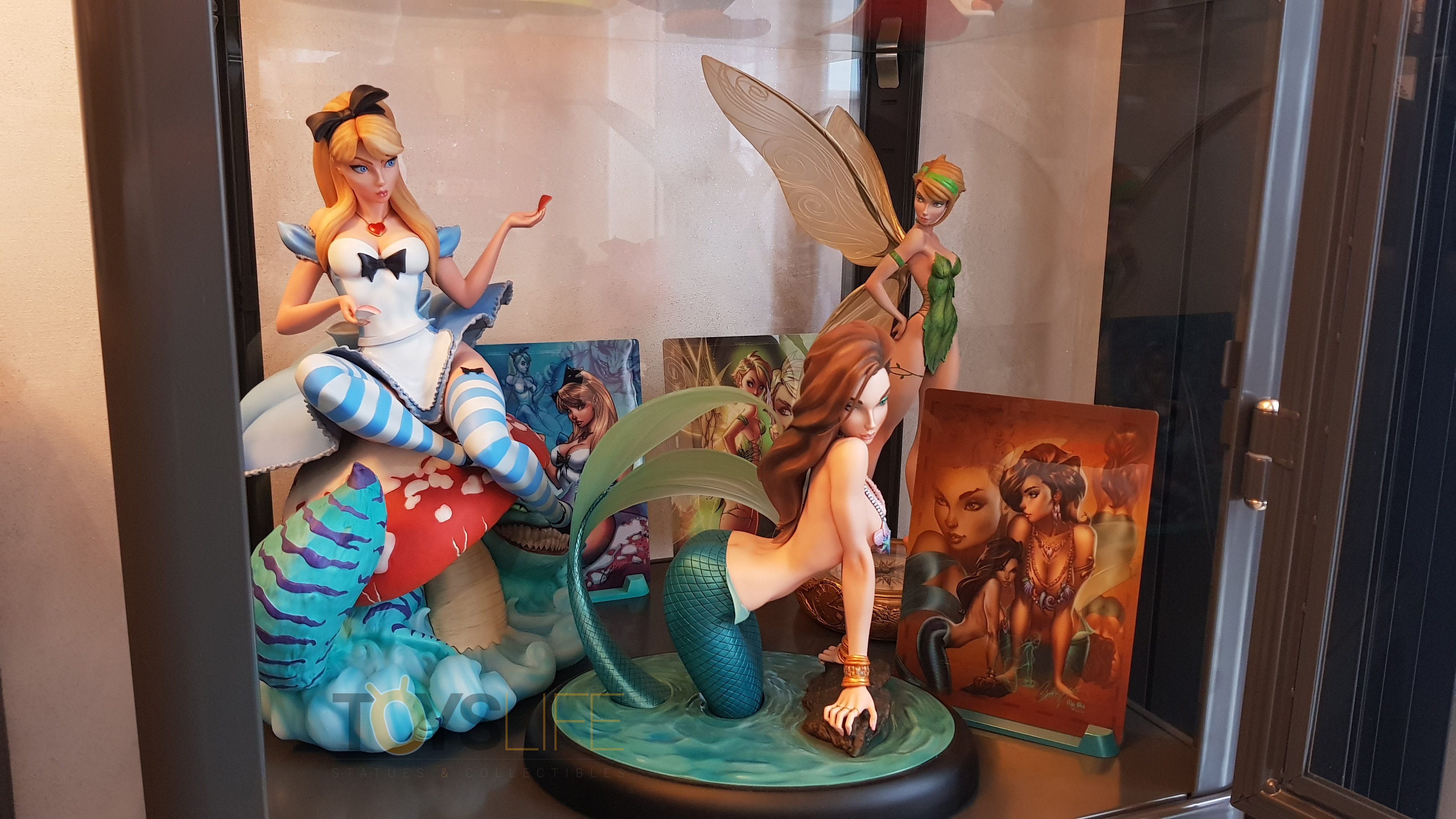 sideshow-fairytale-fantasies-jscampbell-alice-exclusive-statue-toyslife-review-19