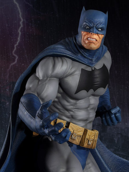 Tweeterhead DC Comics Batman The Dark Knight Batman Maquette